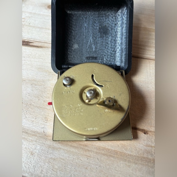 Mid Century Equity Black Gold Clamshell Travel Alarm Clock Folding Case Taiwan - Picture 11 of 13